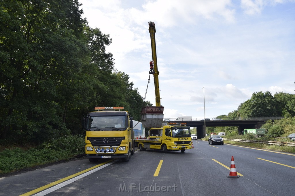 Schwerer VU A 3 Rich Oberhausen Hoehe AK Leverkusen P675.JPG - Miklos Laubert